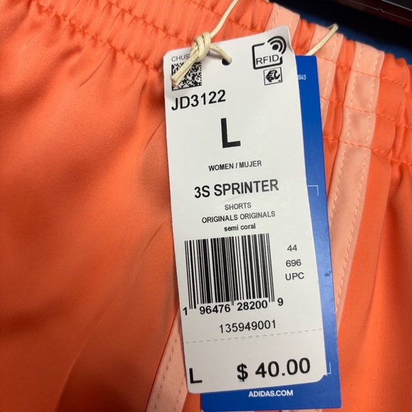 Adidas womans running Shorts - Picture 2 of 3